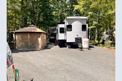 134 Blue Aspen Drive, Milford, PA 18337 - Photo 2