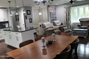 203 Upper Lakeview Dr, Hawley, PA 18428 - Photo 10