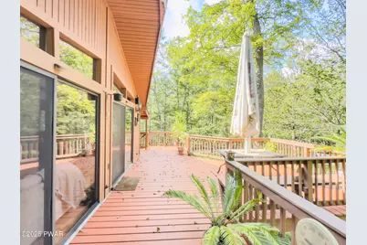 111 S Knob Road, Greentown, PA 18426 - Photo 12