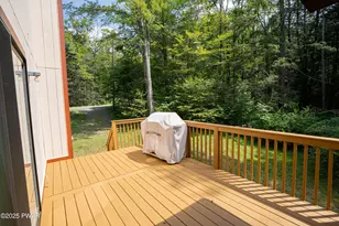 84 Ridgewood Cir, Lake Ariel, PA 18436 - Photo 8