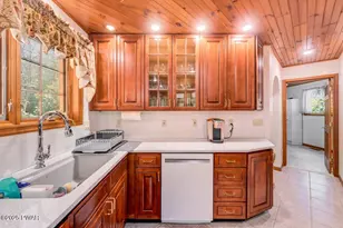 111 Bass Ct, Lackawaxen, PA 18435 - Photo 34
