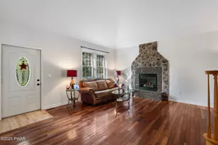 22 Meadows Dr, Hawley, PA 18428 - Photo 8