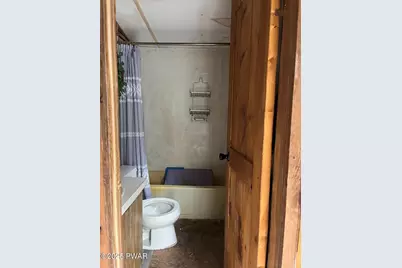 70 Campfire Lane, Gouldsboro, PA 18424 - Photo 16