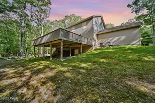 128 Robin Way, Lackawaxen, PA 18435 - Photo 4