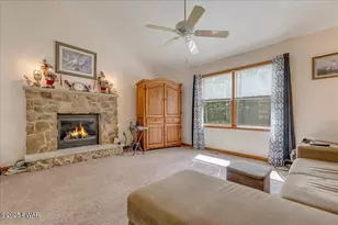 801 Sun Vly Ct, Tafton, PA 18464 - Photo 8