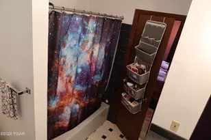 804 Wagoner Pl, Hawley, PA 18428 - Photo 18