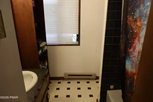 804 Wagoner Pl, Hawley, PA 18428 - Photo 22