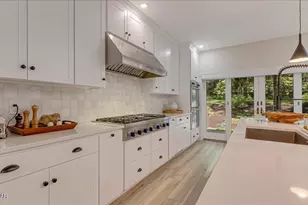 126 N Colony Cove Rd, Tafton, PA 18464 - Photo 22