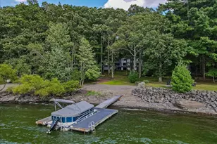 126 N Colony Cove Rd, Tafton, PA 18464 - Photo 2