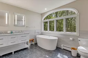 126 N Colony Cove Rd, Tafton, PA 18464 - Photo 56