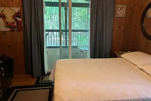 805 Forest Pl, Hawley, PA 18428 - Photo 16