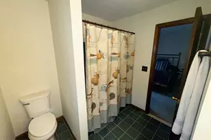 214 Lower Lakeview Dr, Hawley, PA 18428 - Photo 10