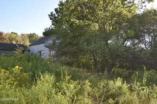 430 Flat Rock Rd, Forest City, PA 18421 - Photo 6