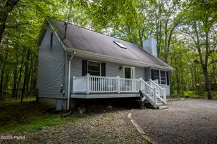 117 Franklin Dr, Lords Valley, PA 18428 - Photo 2