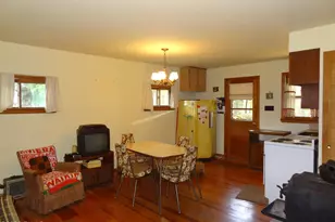 111 Meadow Ln, Greentown, PA 18426 - Photo 6