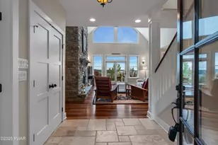 109 Paupack Rd, Greentown, PA 18426 - Photo 4