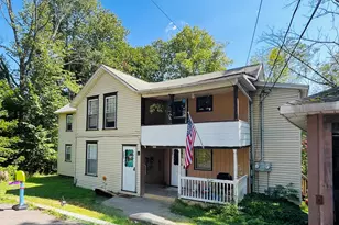 307 Grove St, Honesdale, PA 18431 - Photo 1
