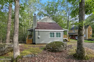 202 Falling Waters Blvd, Lackawaxen, PA 18435 - Photo 34