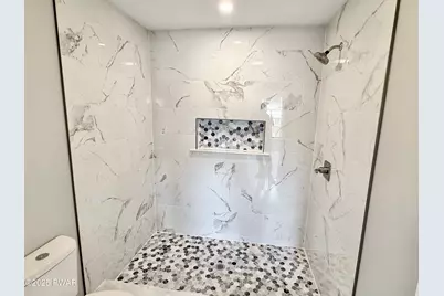 208 Ave I, Matamoras, PA 18336 - Photo 22