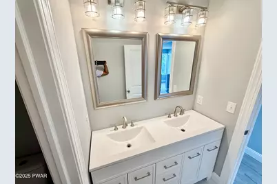 208 Ave I, Matamoras, PA 18336 - Photo 30