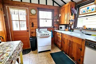 3 Lakeview Dr, Lakeville, PA 18438 - Photo 8