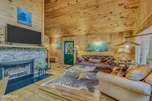 12 Parkwood Dr, Lake Ariel, PA 18436 - Photo 10