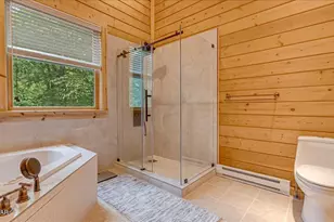 121 Northwood Rd, Dingmans Ferry, PA 18328 - Photo 40