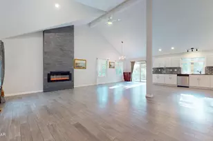 808 Tanager Ct, Hawley, PA 18428 - Photo 4