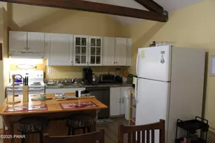 127 Karl Hope Blvd Blvd, Lackawaxen, PA 18435 - Photo 10