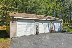 147 View Dr, Greentown, PA 18426 - Photo 6