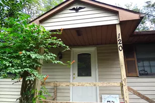 120 Melody Ln, Greentown, PA 18426 - Photo 4