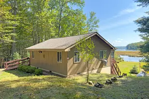 11 W Shore Dr, Hawley, PA 18428 - Photo 2