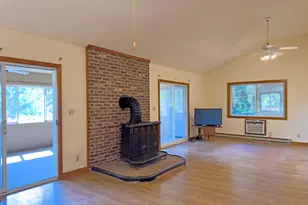 11 W Shore Dr, Hawley, PA 18428 - Photo 20