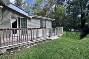 18 Shady Ln, Gouldsboro, PA 18424 - Photo 10