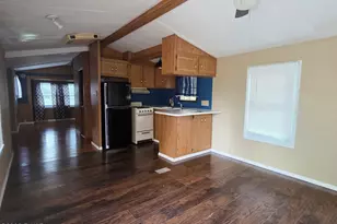 310 Stanton Dr, Waymart, PA 18472 - Photo 10