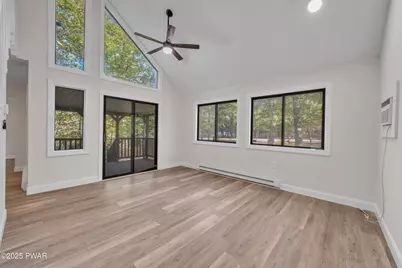 102 Brownstone Drive, Milford, PA 18337 - Photo 8