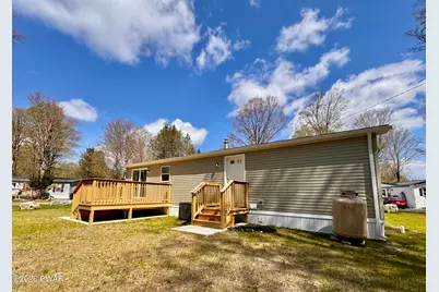 115 Middle Road, Greentown, PA 18426 - Photo 10