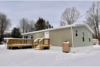 115 Middle Road, Greentown, PA 18426 - Photo 8