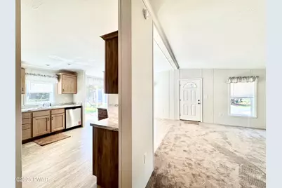 115 Middle Road, Greentown, PA 18426 - Photo 26