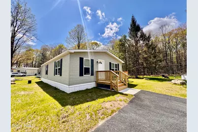 115 Middle Road, Greentown, PA 18426 - Photo 12