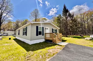 115 Middle Rd, Greentown, PA 18426 - Photo 12
