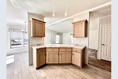 115 Middle Road, Greentown, PA 18426 - Photo 14
