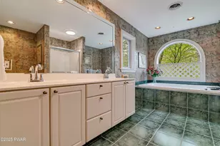 134 Rosewood Dr, Greentown, PA 18426 - Photo 38