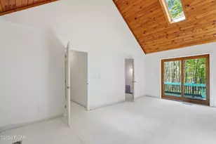 139 Huckleberry Rd, Newfoundland, PA 18445 - Photo 24