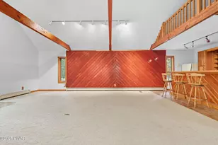 139 Huckleberry Rd, Newfoundland, PA 18445 - Photo 40