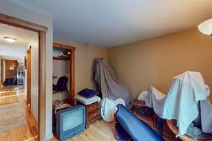 306 Twin Lakes Rd, Shohola, PA 18458 - Photo 16