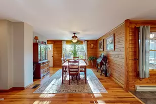 306 Twin Lakes Rd, Shohola, PA 18458 - Photo 10