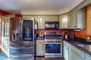 306 Twin Lakes Rd, Shohola, PA 18458 - Photo 6