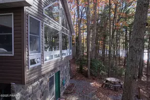 110 Paupack Point Rd, Hawley, PA 18428 - Photo 4