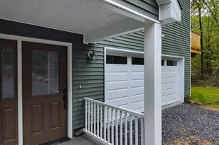 166 Seneca Dr, Milford, PA 18337 - Photo 2